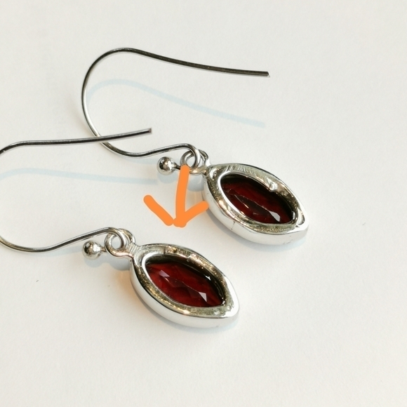 Sterling silver garnet dangle drop earrings - Picture 3 of 6
